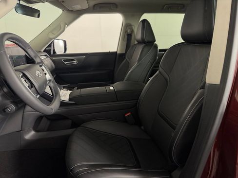Used 2025 INFINITI QX80 Luxe RWD image 24