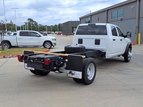 New 2026 RAM 5500 Tradesman w/ Chrome Appearance Group image 6