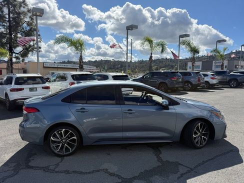 Used 2020 Toyota Corolla SE w/ Carpet Mat Package (TMS) image 10