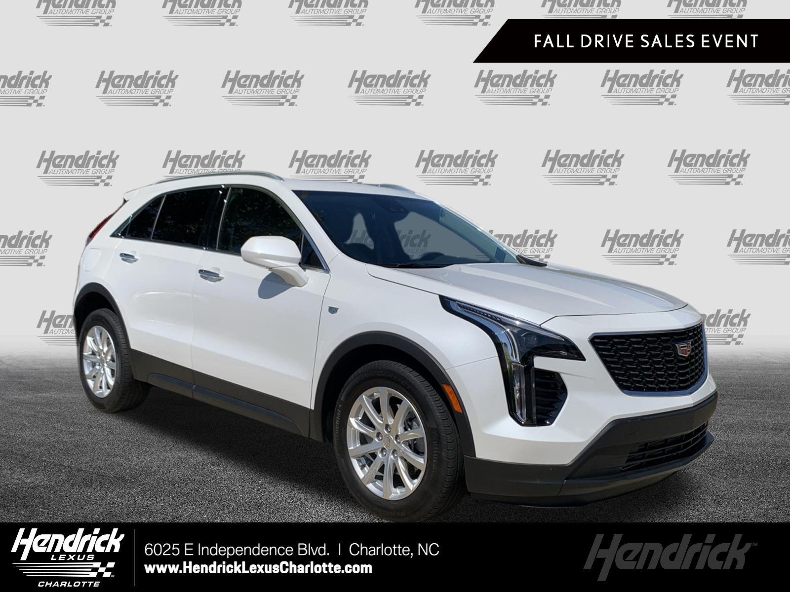Used 2023 Cadillac XT4 Luxury w/ Cold Weather Package FWD image 1