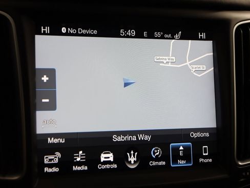 Used 2018 Maserati Levante GranSport image 9