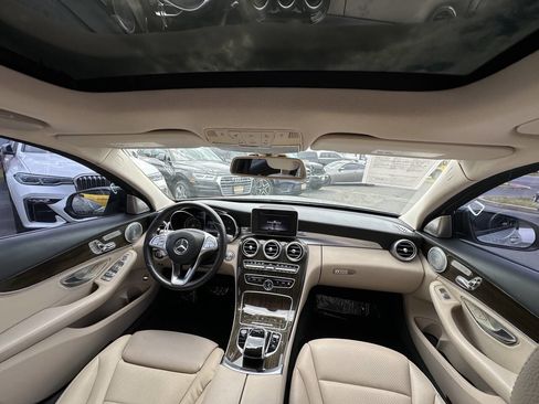 Used 2015 Mercedes-Benz C 300 4MATIC Sedan image 19