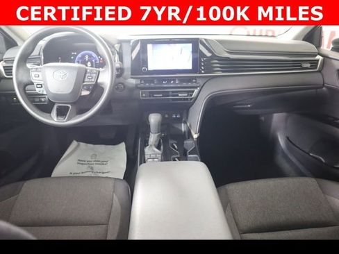 Used 2025 Toyota Camry LE image 19