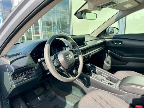 Used 2023 Honda Accord LX image 11
