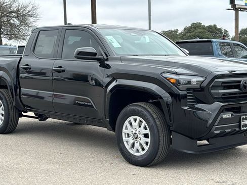 New 2026 Toyota Tacoma SR5 image 3