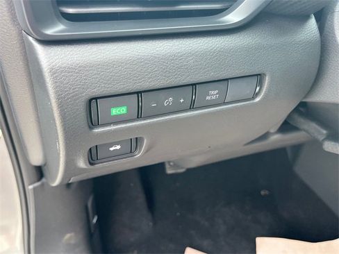 New 2025 Nissan Sentra S image 13