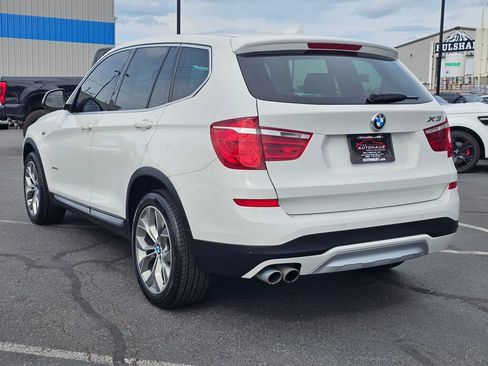 Used 2017 BMW X3 xDrive28i AWD/4WD image 3