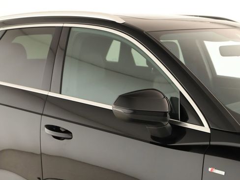 Certified 2024 Audi Q3 2.0T Premium w/ Convenience Package image 34