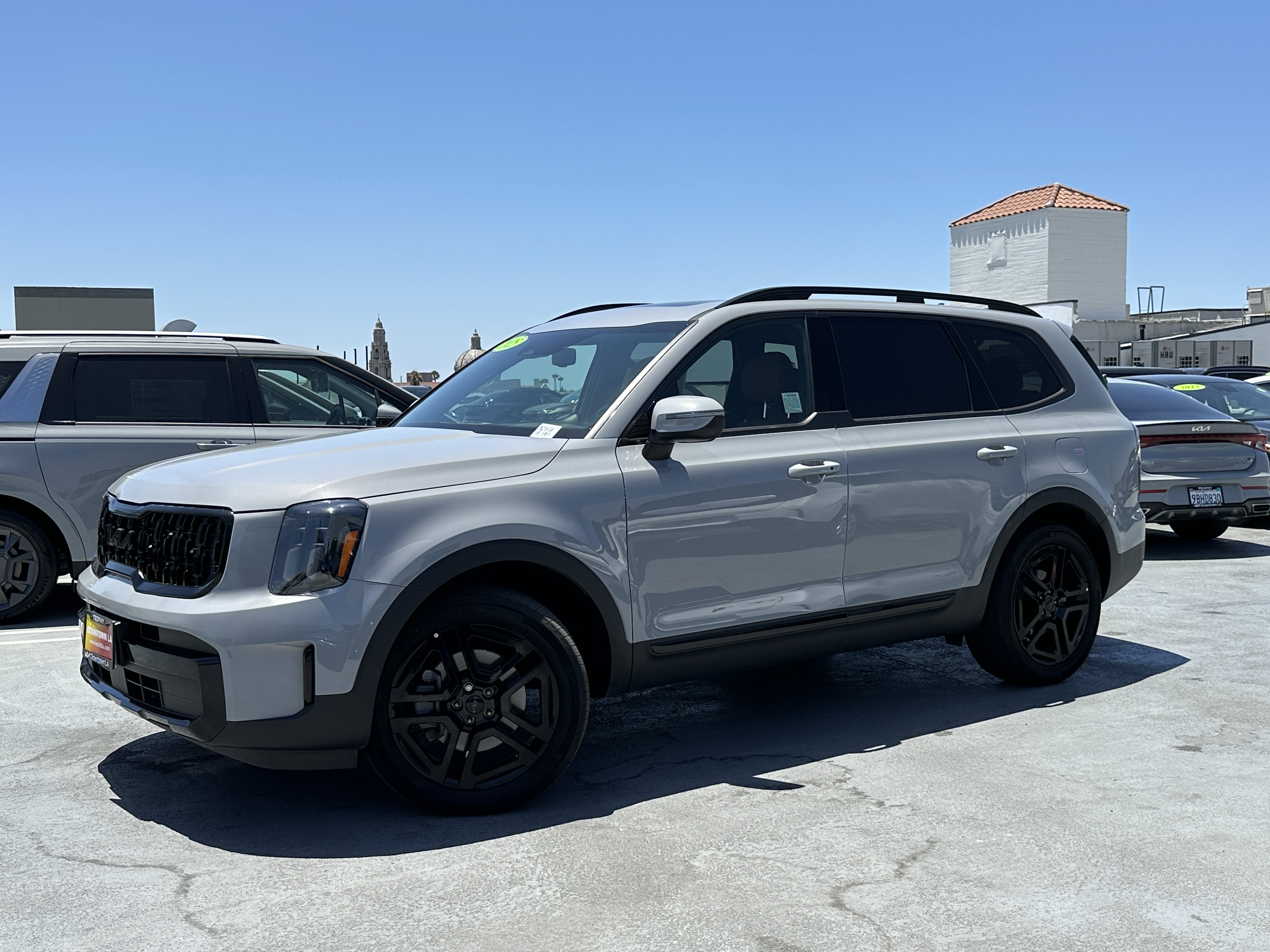 Used 2025 Kia Telluride EX X-Line AWD/4WD image 2