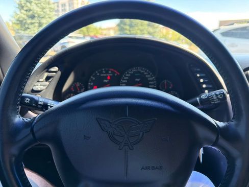 Used 2003 Chevrolet Corvette Coupe w/ Preferred Equipment Group RWD image 35