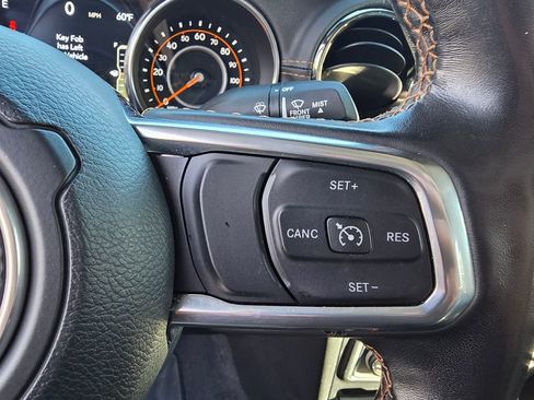 Used 2021 Jeep Gladiator Overland image 26