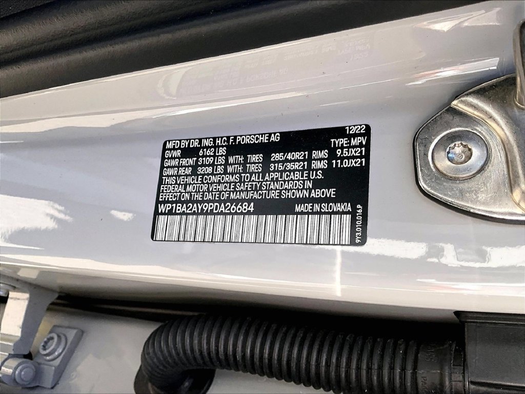 Certified 2023 Porsche Cayenne Platinum Edition AWD/4WD image 35