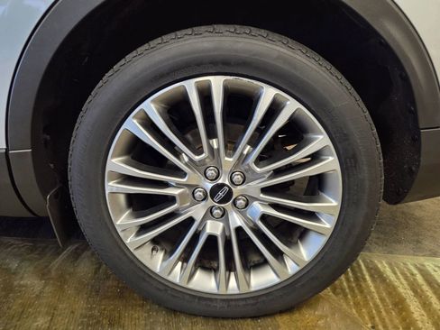 Used 2017 Lincoln MKX Reserve w/ Driver Assistance Package image 71