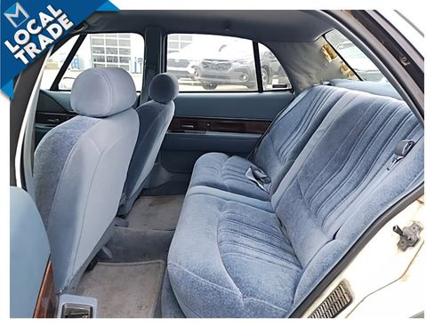Used 1997 Buick Le Sabre Custom w/ Headliner Lighting Pkg image 21