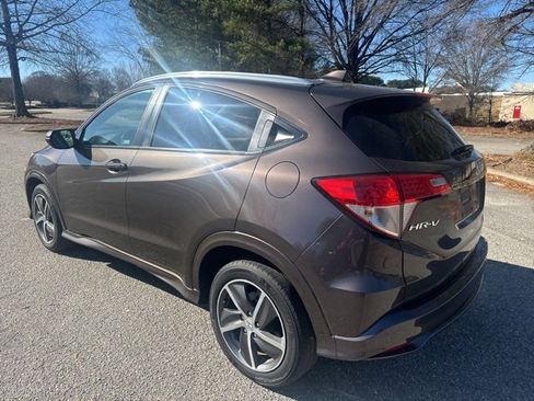 Used 2019 Honda HR-V Touring image 4