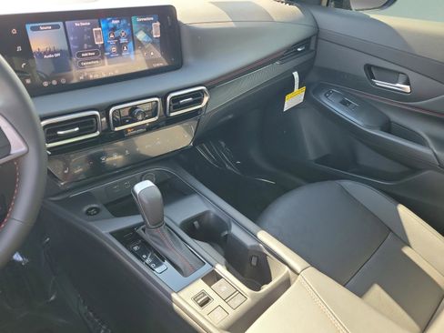 New 2026 Nissan Sentra SR image 29