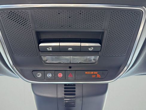 Used 2024 GMC Acadia Denali w/ Super Cruise Package image 39