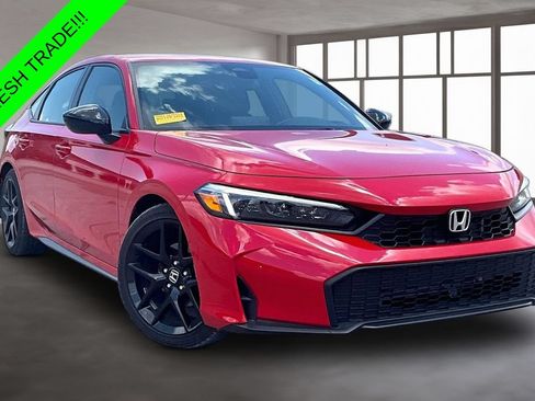 Used 2025 Honda Civic Sport image 3