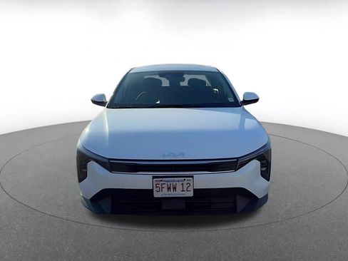 Used 2025 Kia K4 LXS image 11