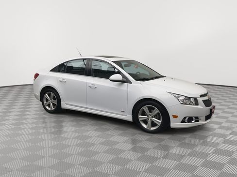 Used 2014 Chevrolet Cruze LT w/ RS Package FWD image 37