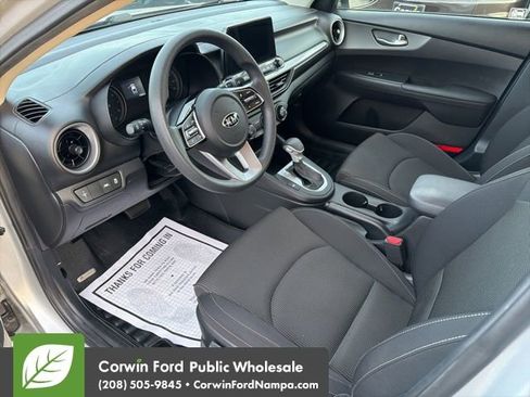 Used 2021 Kia Forte LXS image 12