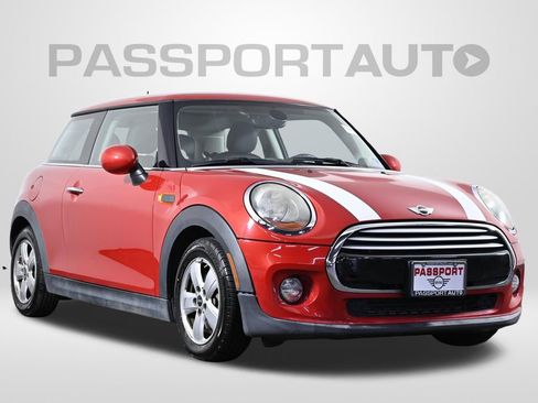 Used 2015 MINI Cooper 2-Door Hardtop FWD image 3