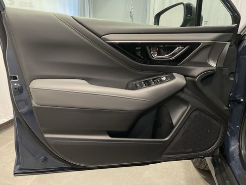 Used 2023 Subaru Outback Onyx Edition XT image 13