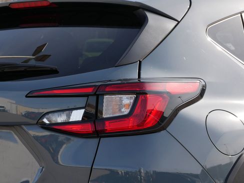 Used 2024 Subaru Crosstrek 2.0i Premium image 17