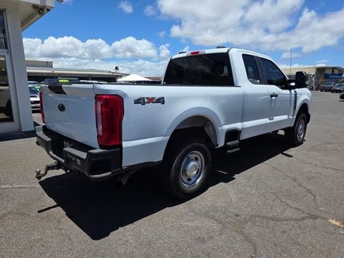 Used 2023 Ford F250 XL AWD/4WD image 7
