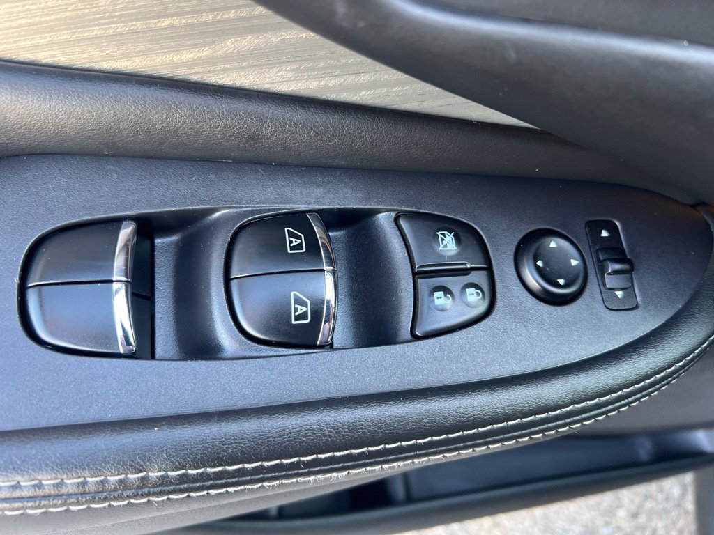 Used 2018 Nissan Murano SL w/ Cargo Package AWD/4WD image 48