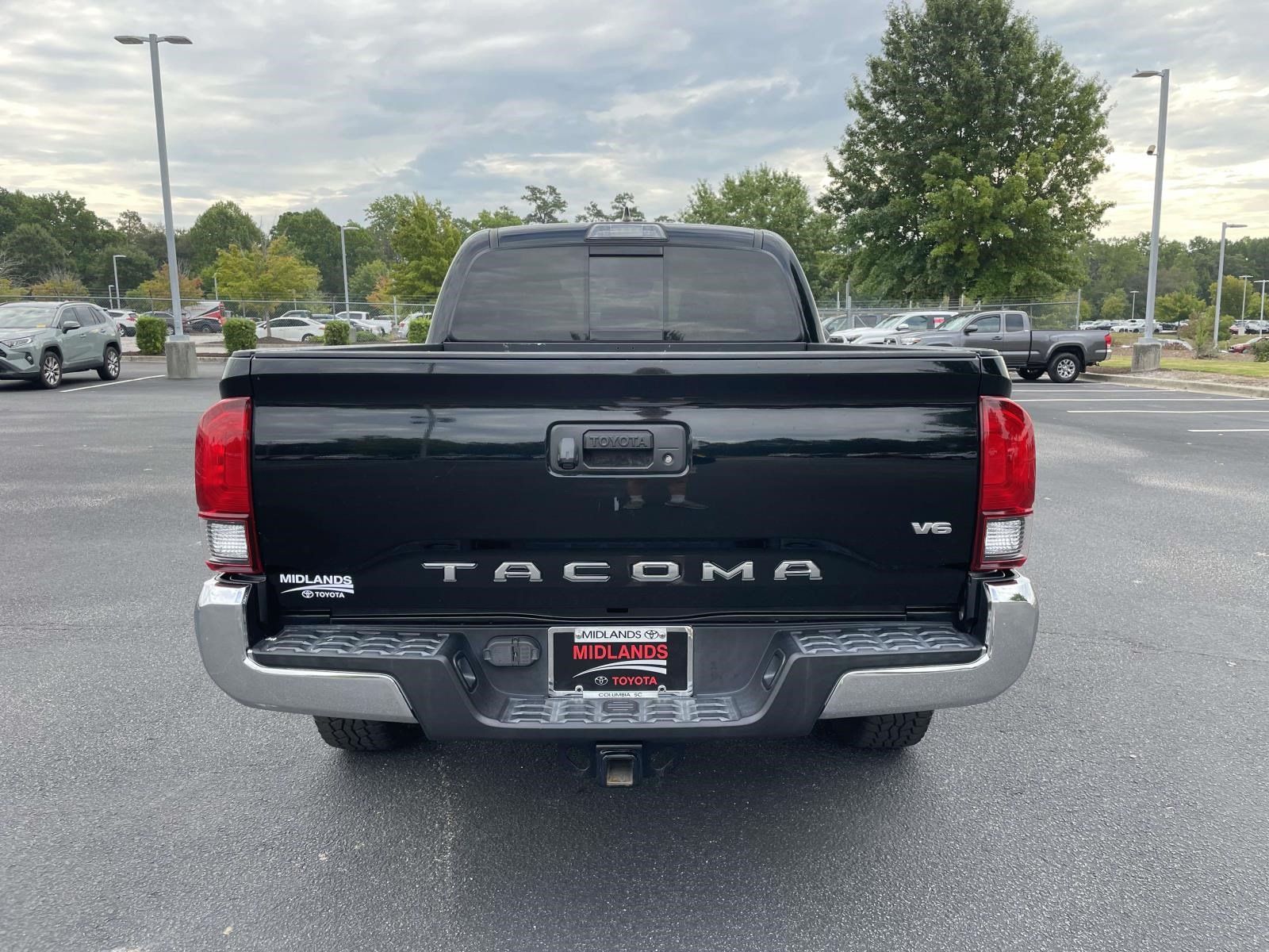 Used 2018 Toyota Tacoma SR5 RWD image 5