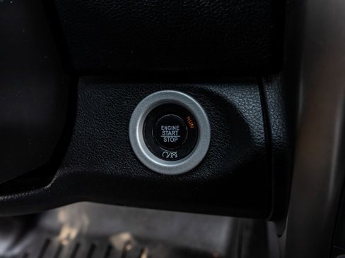 Used 2017 RAM 1500 Sport image 22