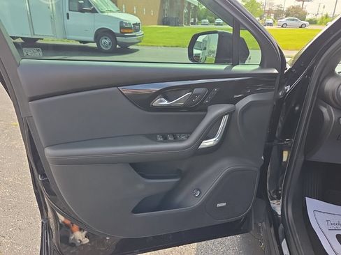 Used 2019 Chevrolet Blazer Premier w/ Sun and Wheels Package AWD/4WD image 28