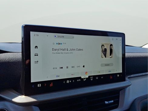 Used 2025 Ford Explorer Active image 18