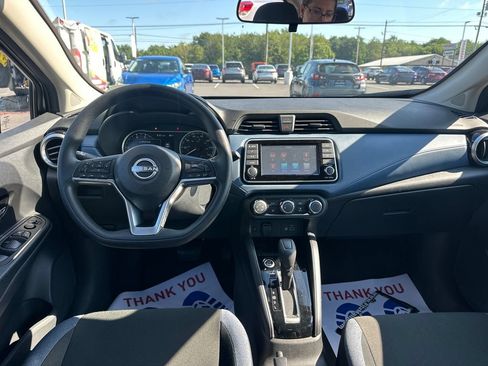 Used 2025 Nissan Versa SV w/ Trunk Package FWD image 12