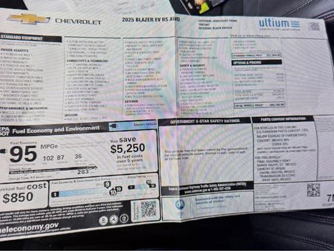 Used 2025 Chevrolet Blazer EV RS image 36