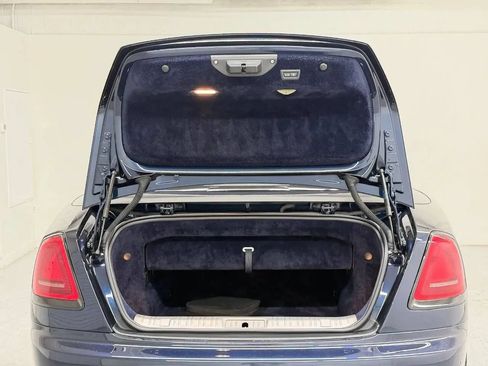 Used 2017 Rolls-Royce Dawn RWD image 35