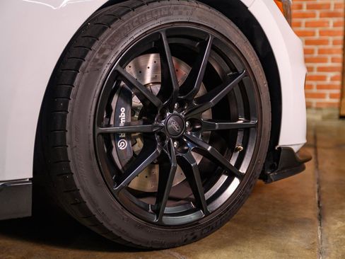 Used 2017 Ford Mustang Shelby GT350 w/ Electronics Package image 16