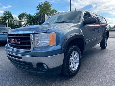 Used 2011 GMC Sierra 1500 SLE w/ Power Tech Package AWD/4WD image 7
