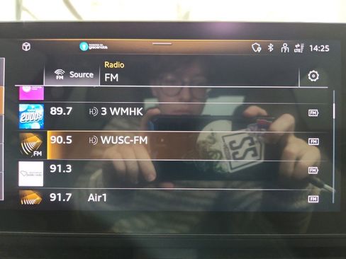 Used 2023 Audi A4 2.0T Premium w/ Convenience Package image 22