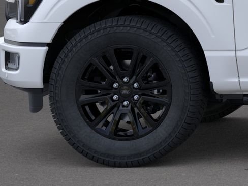 Used 2025 Ford F150 Platinum w/ FX4 Off-Road Package AWD/4WD image 19