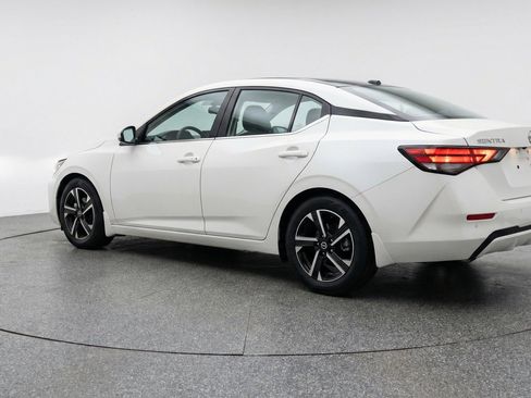 Used 2025 Nissan Sentra SV FWD image 6