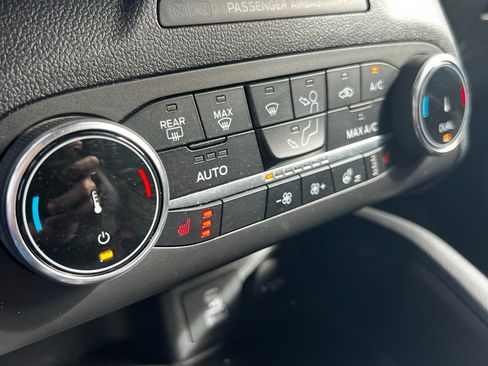 Used 2023 Ford Escape ST-Line image 20