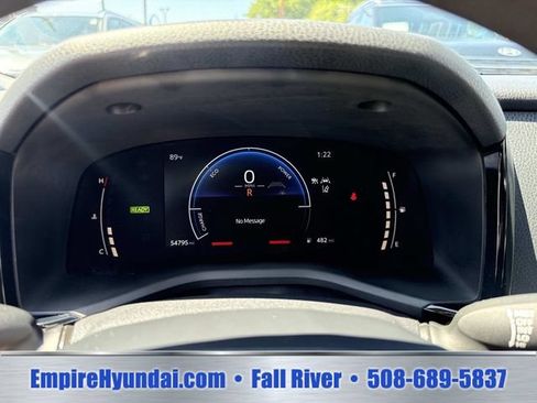 Used 2025 Toyota Camry LE FWD image 32