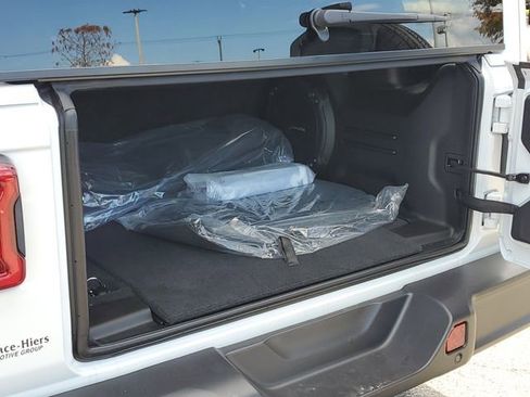 New 2025 Jeep Wrangler Sahara AWD/4WD image 6