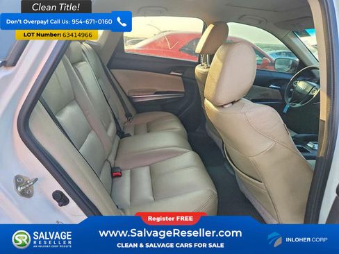 Used 2015 Honda Crosstour EX image 13