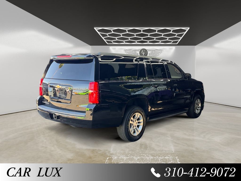 Used 2018 Chevrolet Suburban LT RWD image 5