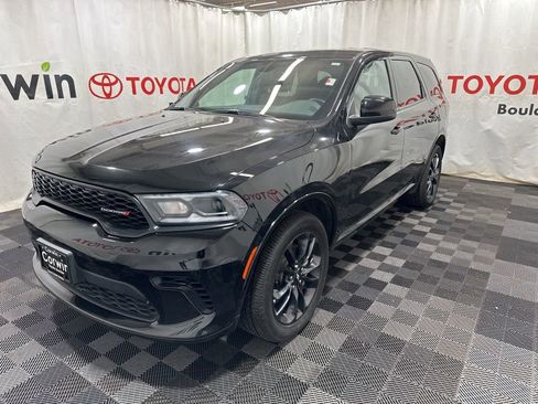 Used 2025 Dodge Durango GT image 3