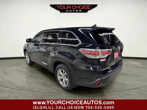 Used 2015 Toyota Highlander Plus AWD/4WD image 3
