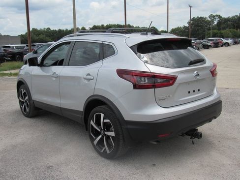 Used 2021 Nissan Rogue Sport SL image 7